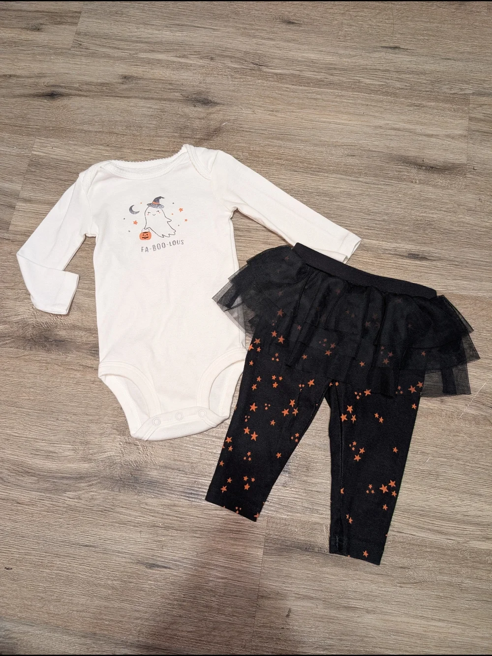 Carter's Baby Girls 6Mo. White Ghost Long Sleeve Onesie Black Star Tutu Leggings